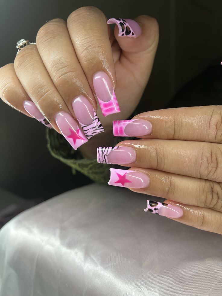 pink camo w/star
